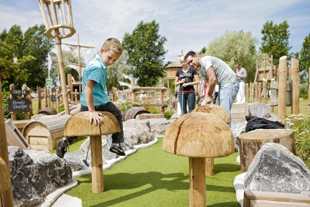 Sunparks Oostduinkerke - Plopsaland Hotel Ngoại thất bức ảnh