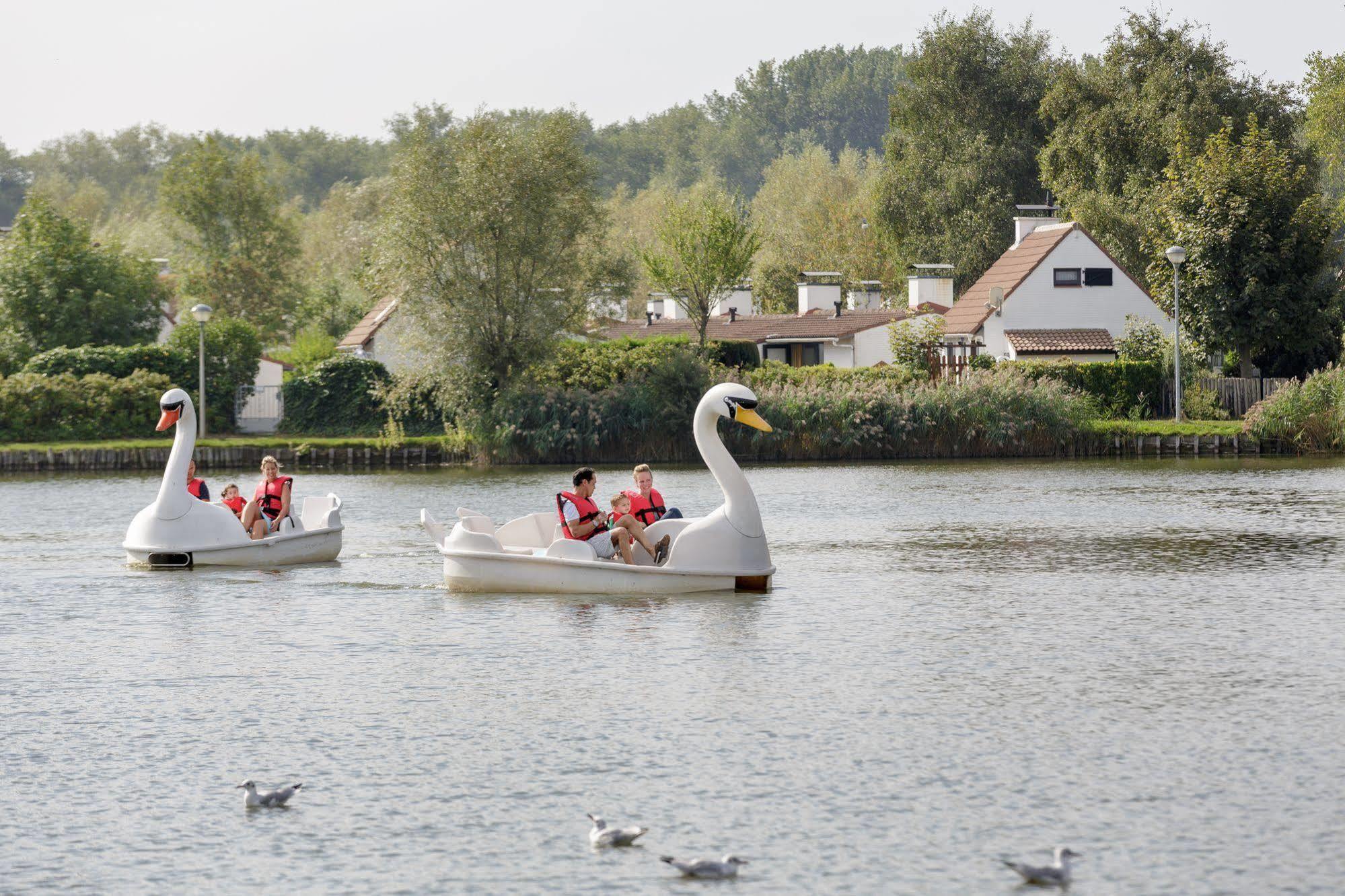 Sunparks Oostduinkerke - Plopsaland Hotel Ngoại thất bức ảnh