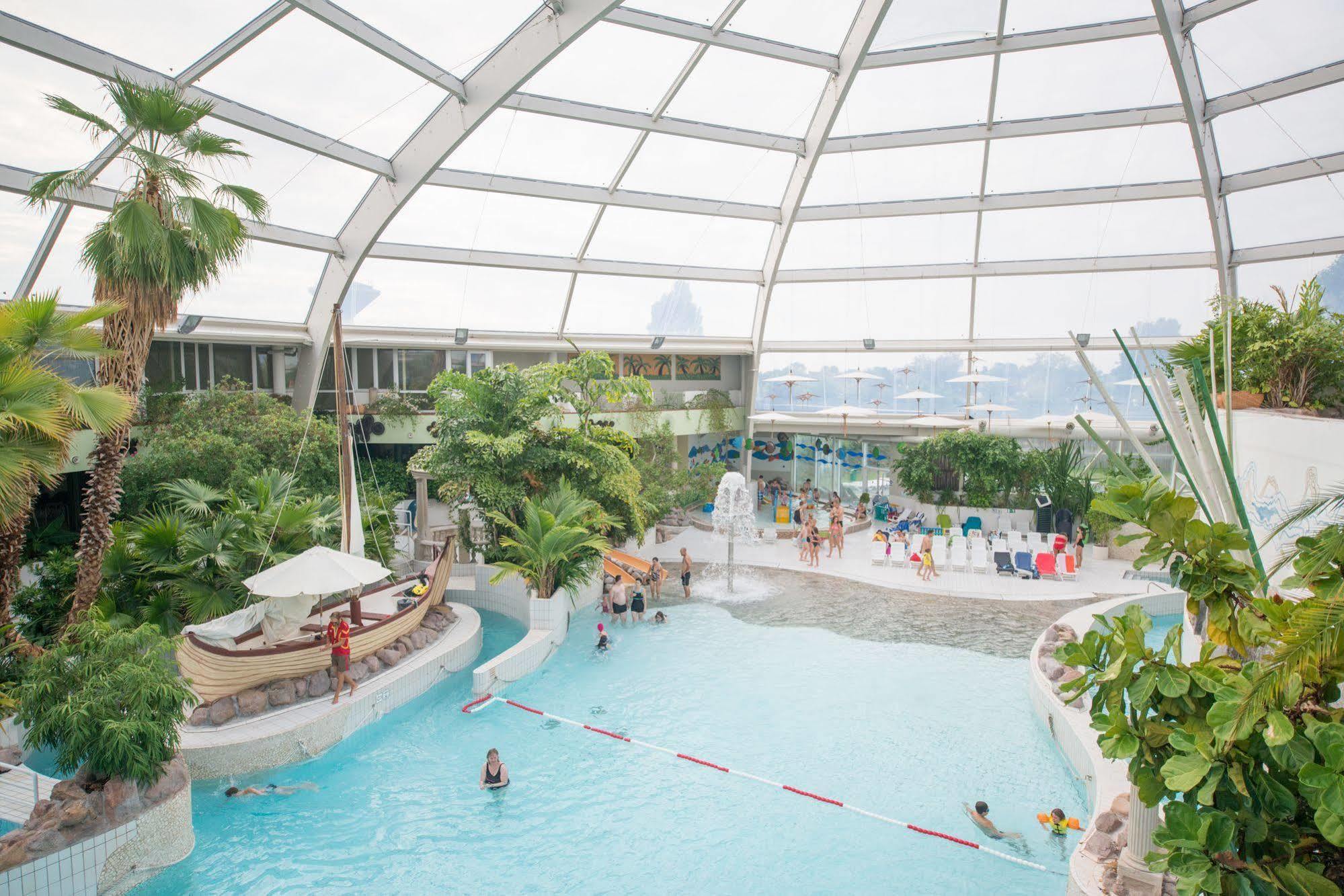 Sunparks Oostduinkerke - Plopsaland Hotel Ngoại thất bức ảnh